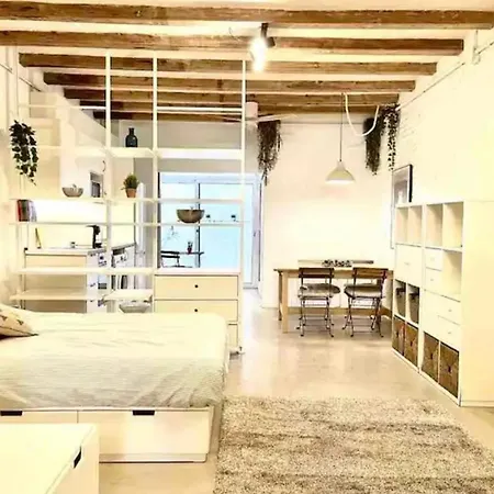 Bogatell Apartmán *